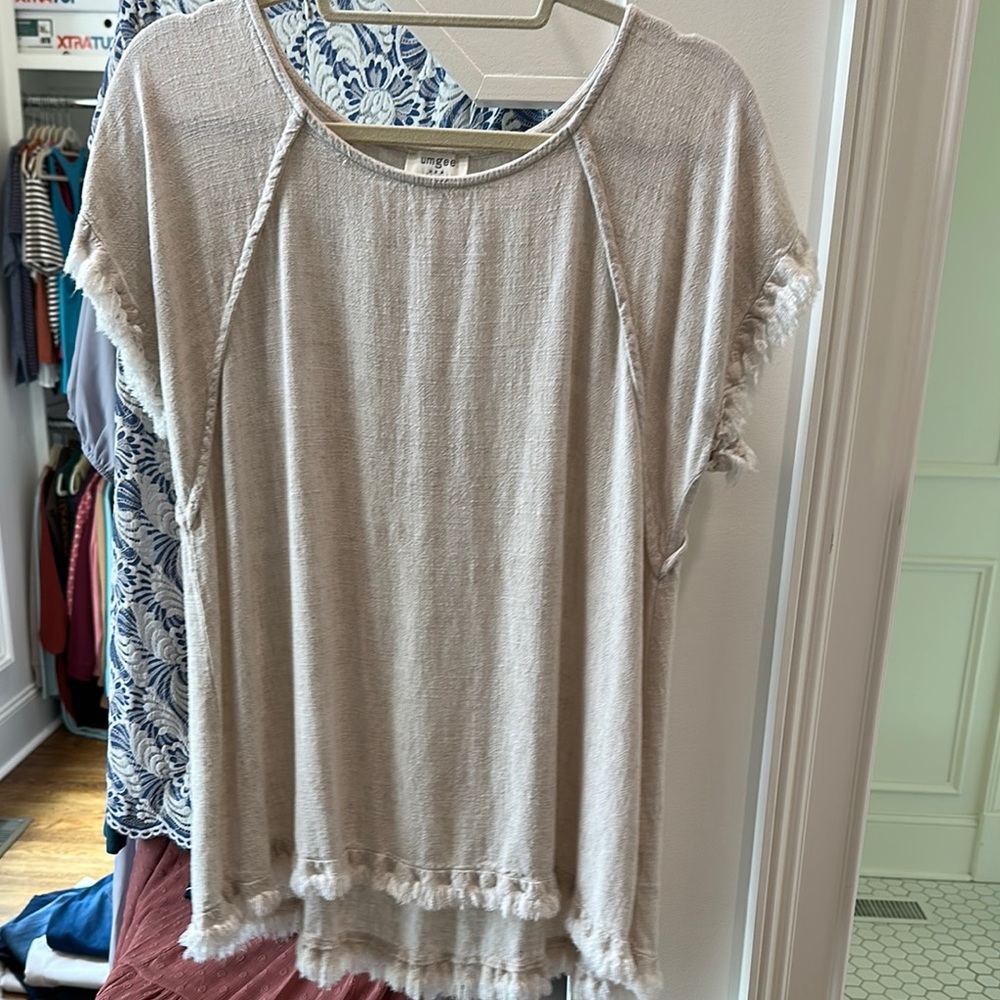 Women's Cream Top
